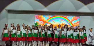 Оперни звезди вдигнаха наздравица, родители и деца заедно на сцената за 95 г. на ОУ „Елени Пелин“