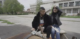 Хип-хоп песен „Фауст не е Мики Маус“ възпя ПГ по кожени изделия и текстил