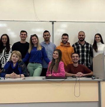 Отборът на ПУ лауреат на международната олимпиада по счетоводство